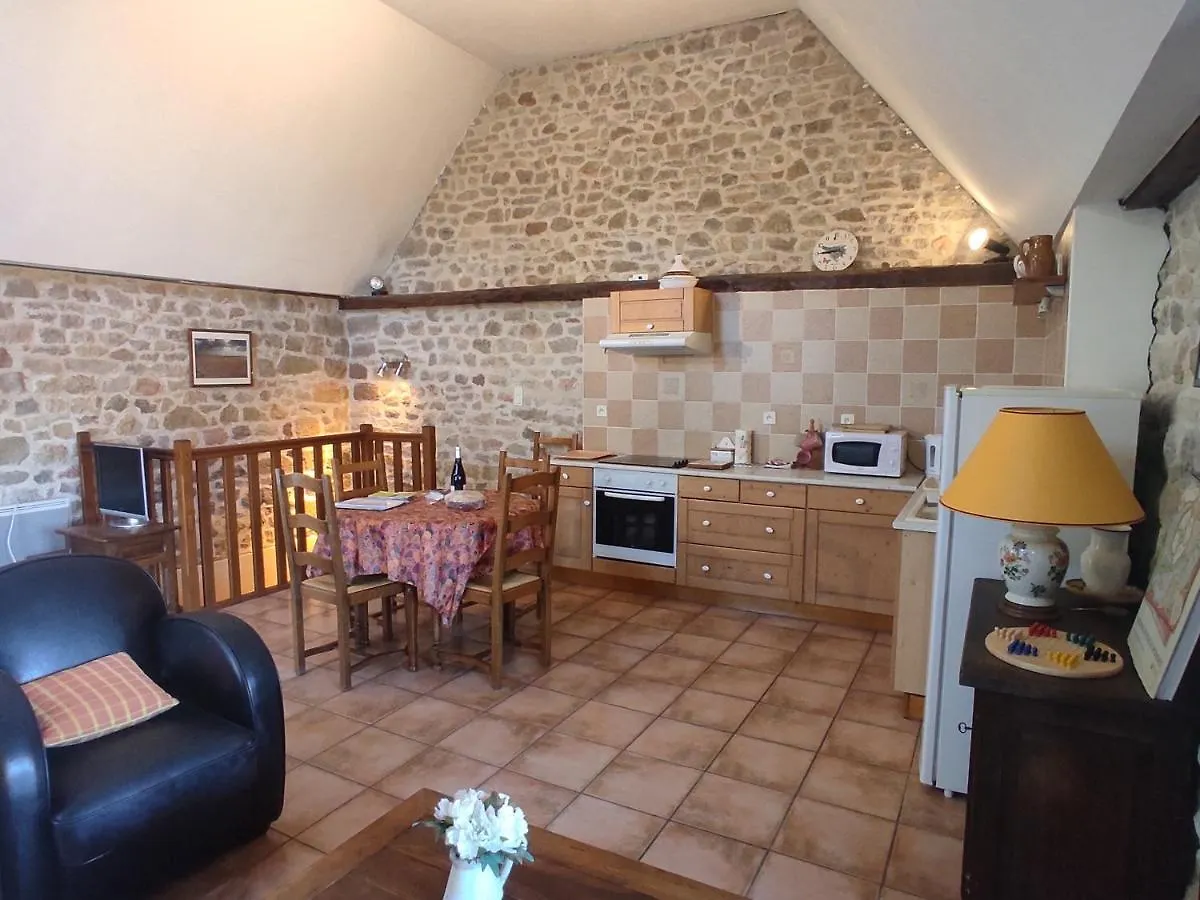 Hébergement de vacances Gîte au calme avec superbe vue : La Talonie Mouret