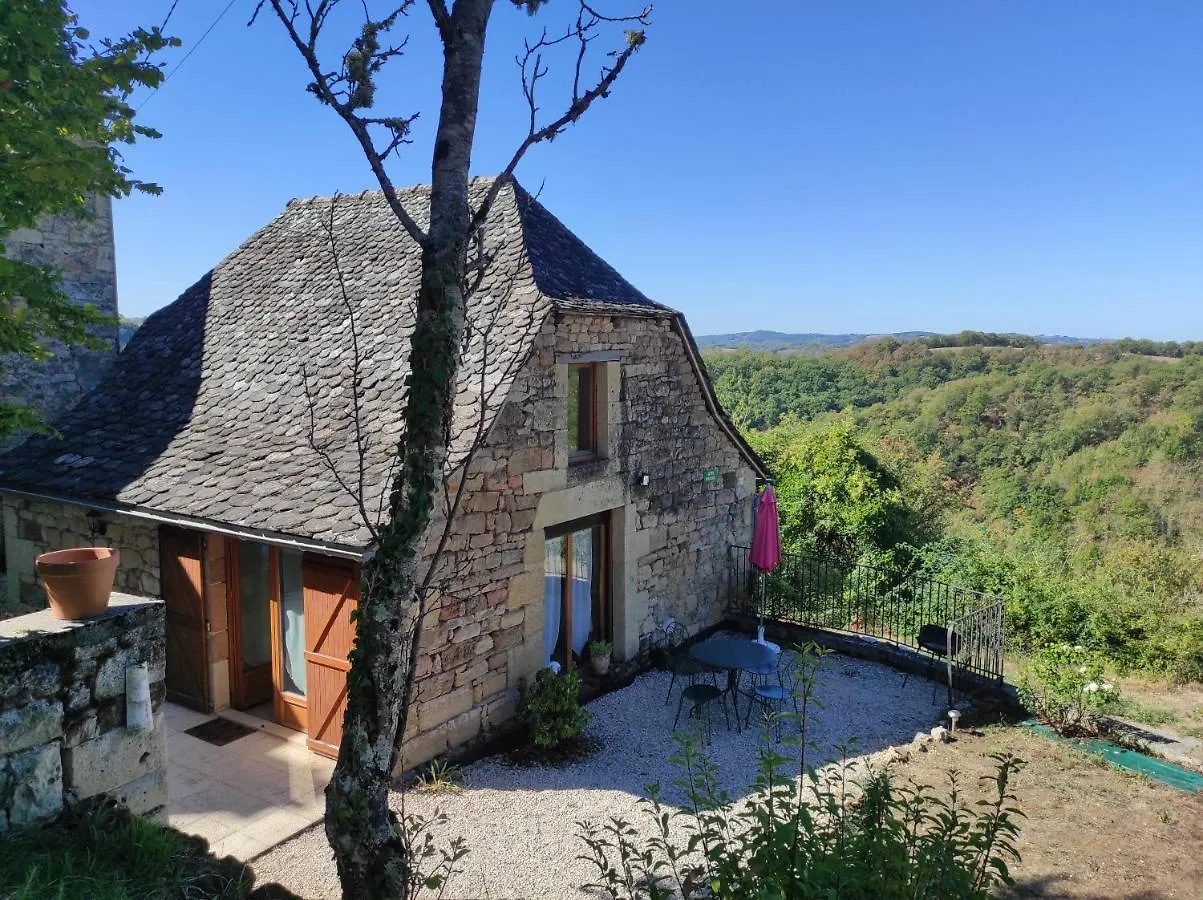 Gîte au calme avec superbe vue : La Talonie Mouret